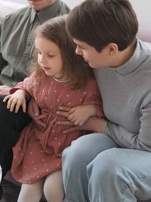 Family-therapy-box